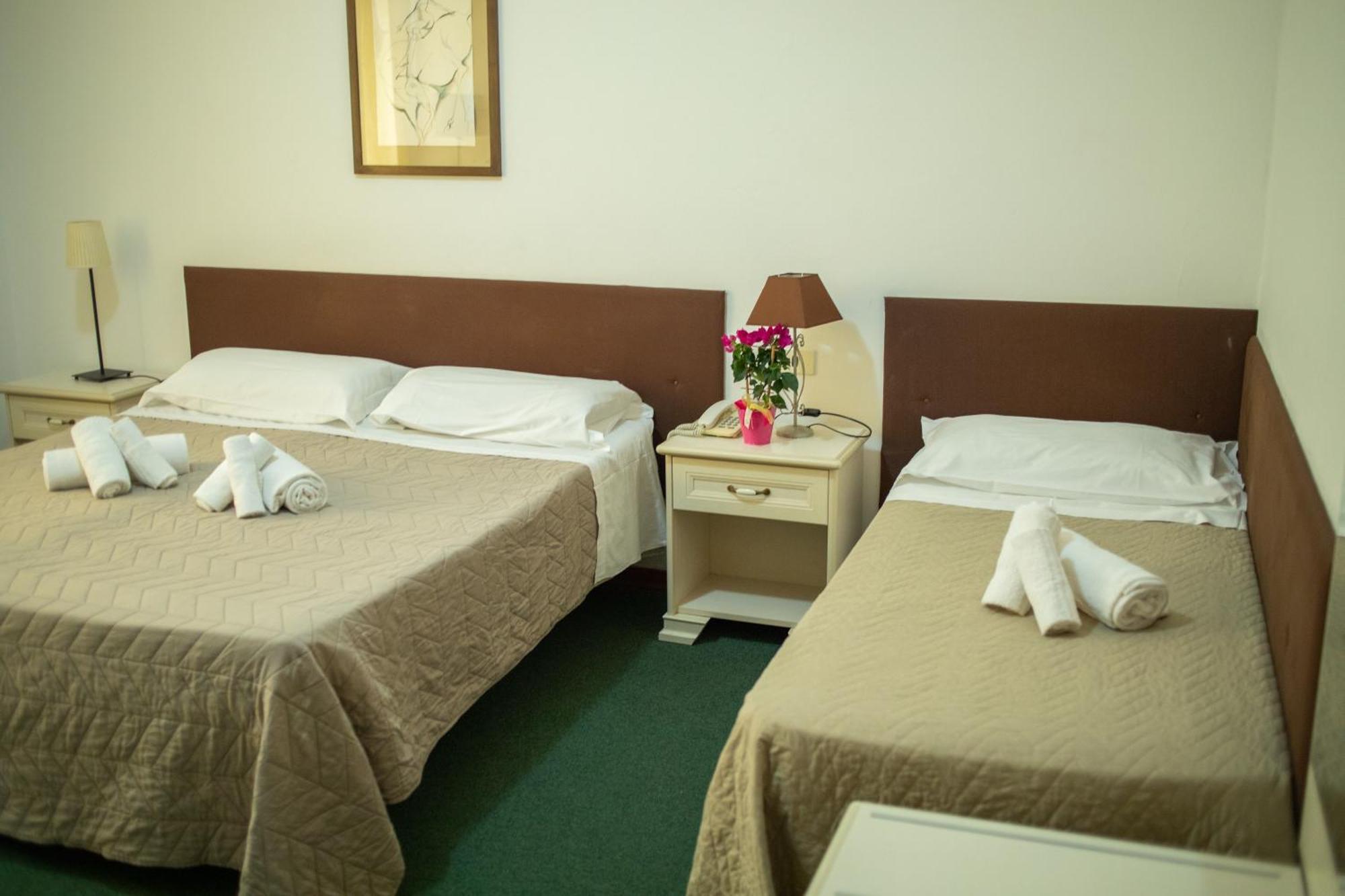 Hotel Ariston Пйомбіно Екстер'єр фото