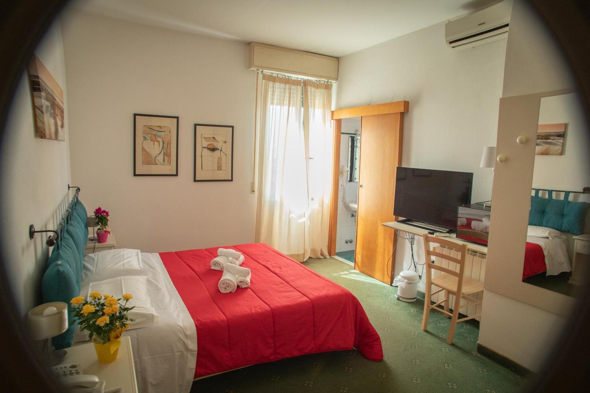 Hotel Ariston Пйомбіно Екстер'єр фото